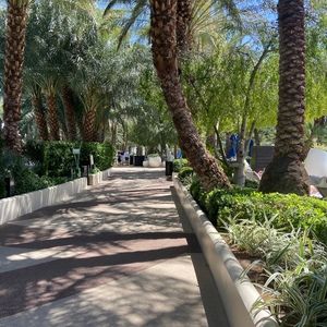 Meet your Posher, Claire